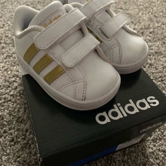 adidas Shoes | Adidas Kids Shoes Size 